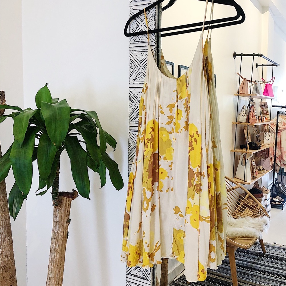 Novella Royal Yellow Floral Mini Babydoll Dress